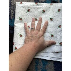 1 Yard Rare Jay Yang Fabric - Roses - Shabby Chic - Romantic 100% Cotton -